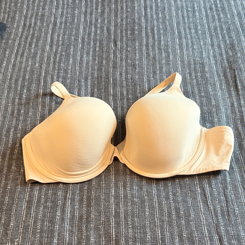 Victorias Secret Lightly Lined T-Shirt Bra in Beige Size 36D